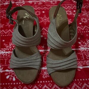 A2 By Aerosoles Women's Beige Strappy Sandals